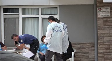 Yaşlı adam evinde ölü bulundu