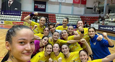 Yenimahalle Belediyesi Hentbol Kadın Takımı haftayı galibiyetle kapattı