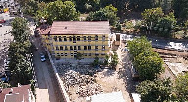 Yıldırım tarihi ayağa kaldırıyor