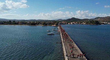100. yıl coşkusu geleneksel TED İzmir Koleji koşusuyla katlandı