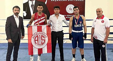 Antalyasporlu boksör Muhammet Ali, Antalya şampiyonu oldu