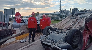 Balıkesir’de Korkunç Kaza: 3 Yaralı