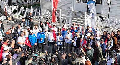 Başkan Türkyılmaz, 100. yılda Cumhuriyet için yürüyor