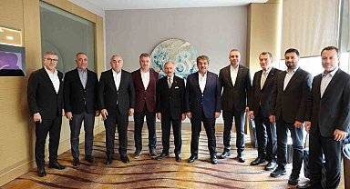 Belediye başkanları Bayrampaşa'da toplandı