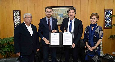 BUÜ'lü tıp öğrencilerine burs desteği devam ediyor