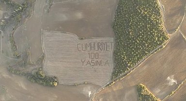 Çanakkaleli çiftçi tarlasına 'Cumhuriyet 100 Yaşında' yazdı