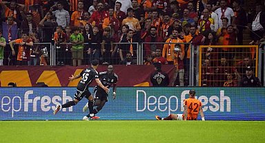 Chamberlain, ilk derbisinde golle tanıştı