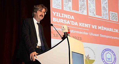 Cumhuriyet'in 100. Yılında Bursa'da Kent ve Mimarlık konuşuldu