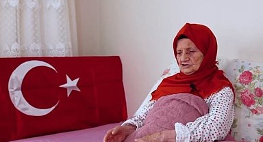 Cumhuriyet'le yaşıt Fatma teyze doğum gününde unutulmadı