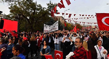 Cumhuriyetin 100. yılında başkentliler tek yürek oldu