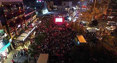 Cumhuriyetin 100'üncü yılı Gaziosmanpaşa'da coşkuyla kutlandı