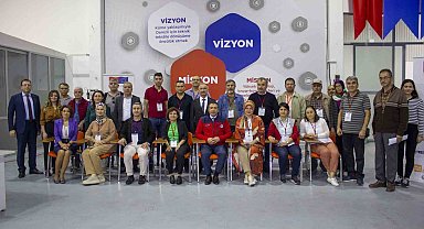 Denizli Ticaret Odası tekstil teknolojisi öğretmenlerini eğitiyor