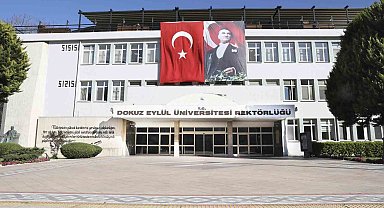 DEÜ öğrencileri cumhuriyet için yürüyecek