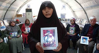 Diyarbakır annelerinin umutlu bekleyişi devam ediyor
