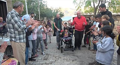 Doğuştan engelli Melike'ye 100. yıl hediyesi