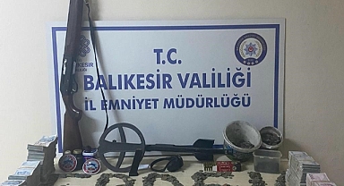 Erdek'te Tarihi Eser Operasyonunda 3 Kişi Yakalandı