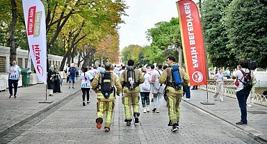 Fatih'te Cumhuriyet'in 100'üncü yılına özel koşu yapıldı