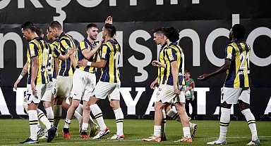 Fenerbahçe rekorunu 10 maça çıkardı