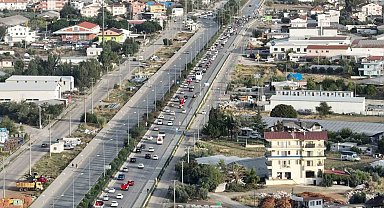 Fethiye'de Cumhuriyet konvoyu renkli görüntüler oluşturdu