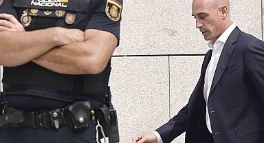 FIFA'dan Luis Rubiales'e 3 yıllık ceza