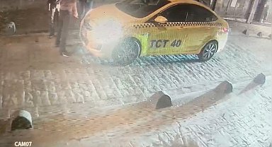 İstanbul'da taksici dehşeti kamerada: Hem dövdü hem de bıçakladı