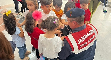 Jandarma’dan Hayvanları Koruma Gününde Anlamlı Etkinlik