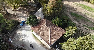 Karabağlar yaylasındaki mescitler ilk günkü gibi korunuyor