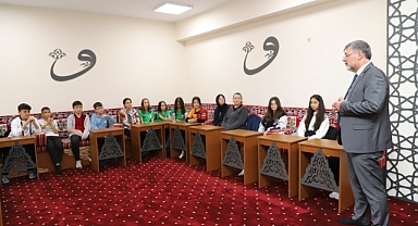 Kepsut'ta Eren Bülbüller Yetişiyor