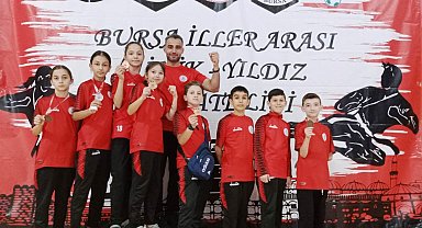 Körfezli karateciler Bursa'da fırtına gibi esti