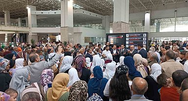 Kutsal topraklara gitme hayali olan 158 vatandaş umreye uğurlandı