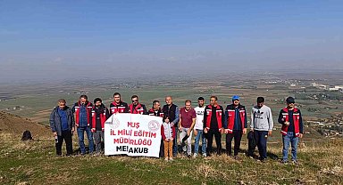 Muş Milli Eğitim Arama Kurtarma Kulübü Cumhuriyet'in 100. yılını zirvede kutladı