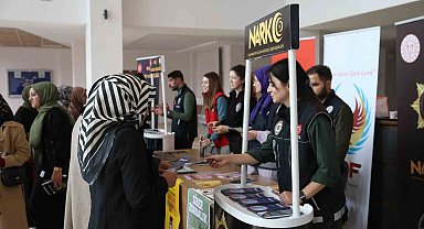 Muş'ta 3 bin 500 üniversite öğrencisi bilgilendirildi