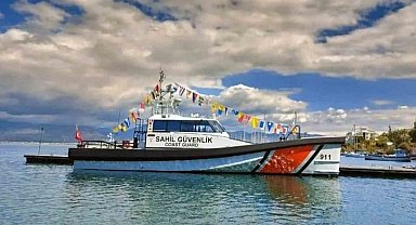 Sahil Güvenlik botları ziyarete açıldı