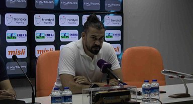 Servet Çetin: "Oyuncularım maçı bırakmadılar"