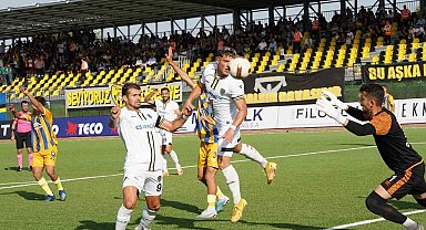 TFF 3. Lig: Aliağaspor FK: 2 - Küçükçekmece Sinop Spor Kulübü: 1