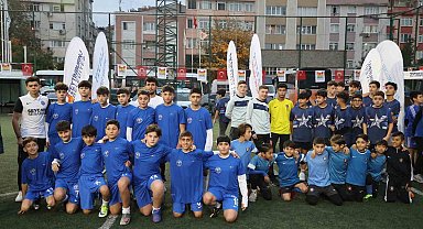 Zeytinburnu'nda amatör futbol kulüplerine nakit desteği