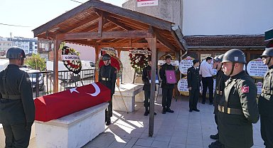 28 Şubat generallerinden Kamuran Orhon İzmir'de defnedildi