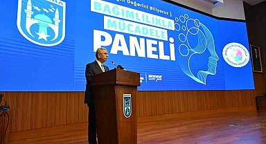 Ankara Büyükşehir Belediyesi'nden "Bağımlılıkla Mücadele" paneli