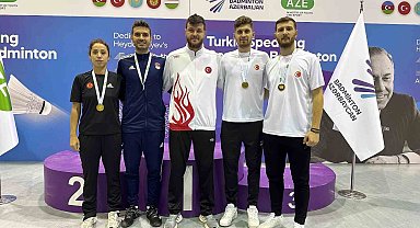 Badmintoncular Azerbaycan'dan 3 madalyayla döndü