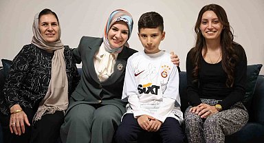 Bakan Göktaş'tan şehit askerin oğluna doğum günü sürprizi