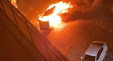 Bursa'da seyir halindeki araç alev alev yandı