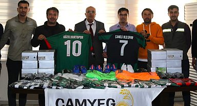 Çameli Belediyesi'nden spor kulüplerine malzeme desteği