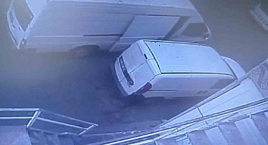 Çekmeköy'de aracı çalan hırsız trafik kurallarına uyarak kaçtı