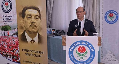 Eğitim-Bir-Sen Adana Şubesi'nden eğitimcilere 'Öğretmen Akademisi'