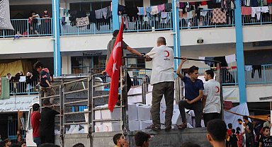 Gazın bittiği Gazze'de Türk Kızılay yemekleri odun ateşinde pişiriyor