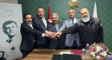 Gelecek Partisi’nde Devir Teslim Töreni