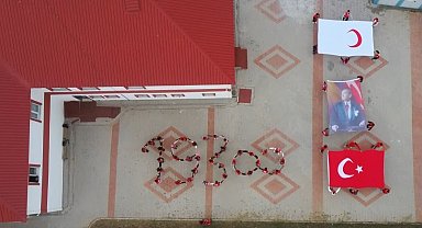 Gönüllülerin oluşturduğu koreografi büyük beğeni topladı