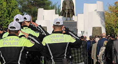 Güneydoğu'da Atatürk düzenlenen törenlerle anıldı