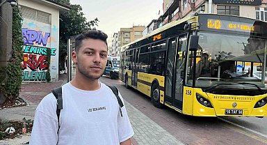 Herkes öğrencilere otobüs bileti ısmarladığını zannetti ama gerçek bambaşka çıktı