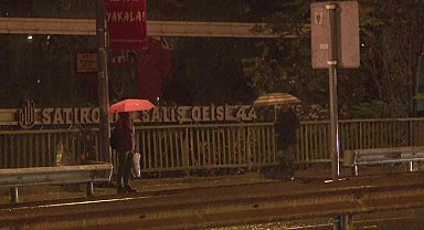 İstanbul Anadolu Yakası'nda sağanak yağış etkili oluyor